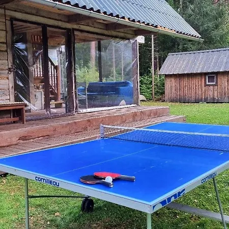 مكان تخييم Oandu Camping Oandu